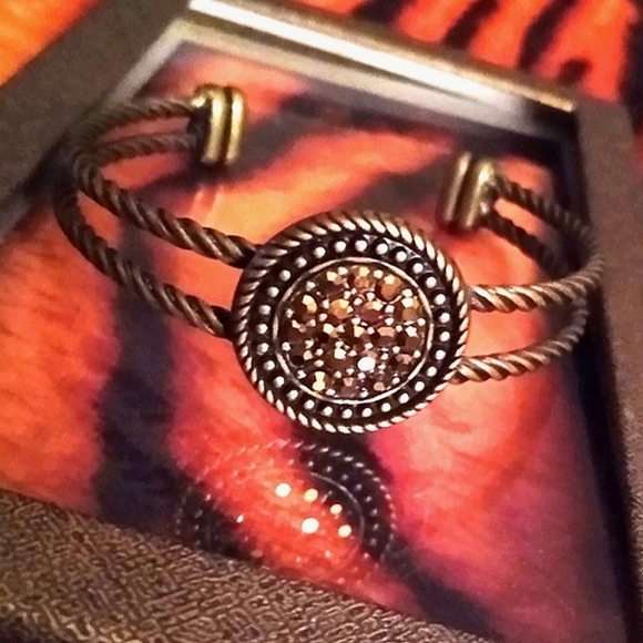 Bronze Cuff Bangle - Picture 3 of 13